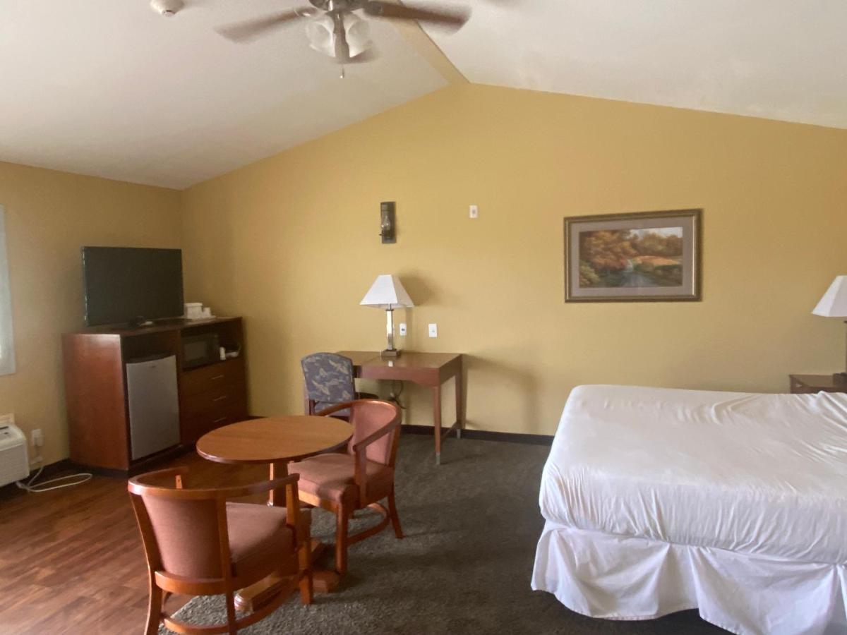 Southern Inns And Suites Now Offering Rv Spaces For Rent Yorktown Екстер'єр фото