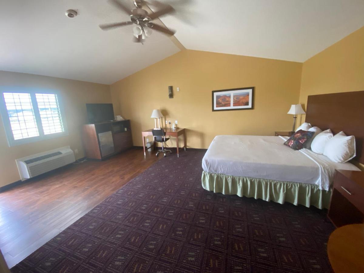 Southern Inns And Suites Now Offering Rv Spaces For Rent Yorktown Екстер'єр фото